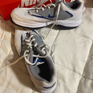 Nike men’s golf shoes good condition